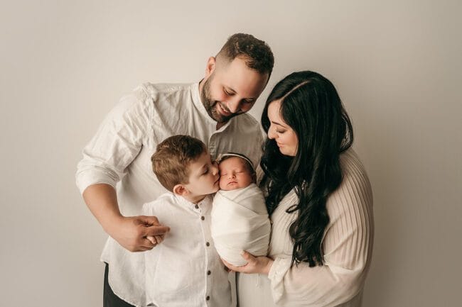 best newborn photographer toronto ontario