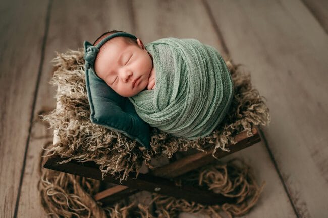 newborn photographers toronto