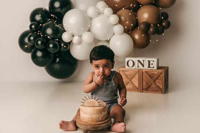 york region cake smash photo session