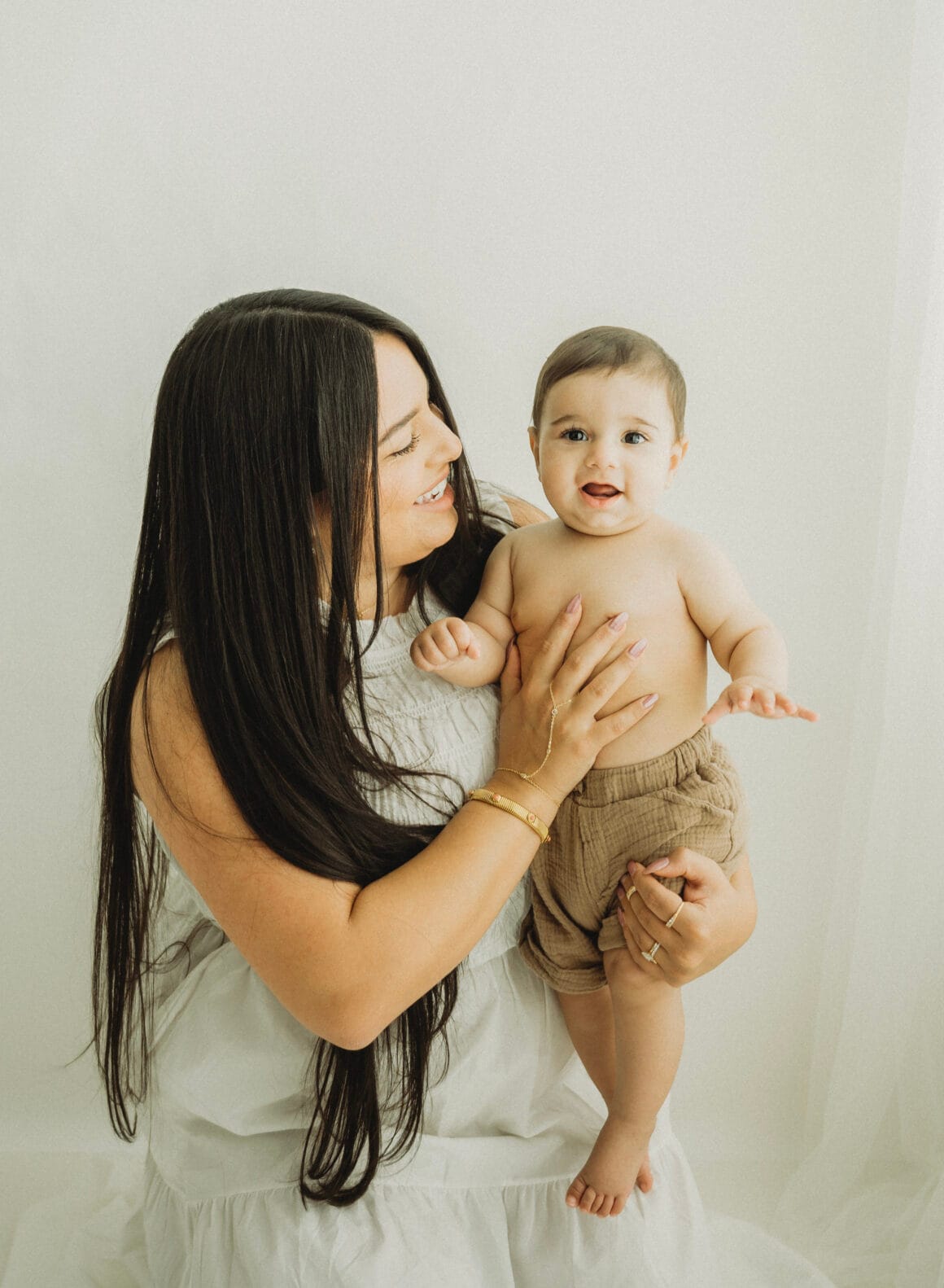 shubby little baby in a cozy stouffville studio